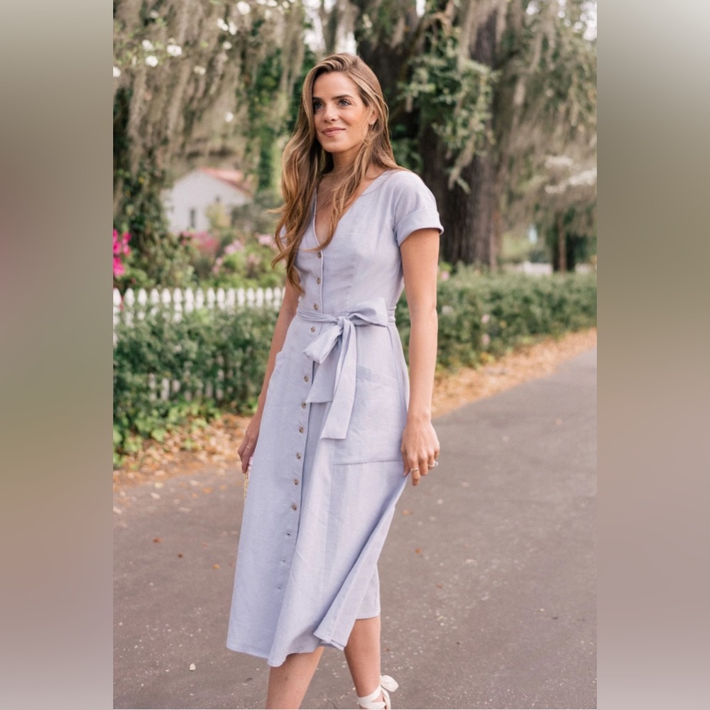 GAL MEETS GLAM VANESSA LILAC COLOR MIDI BUTTON FRONT DRESS SIZE: 4
